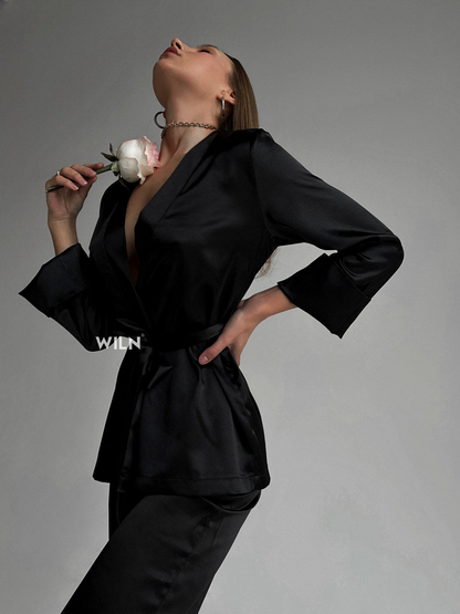 Wiln ELEGANCE - Black  2-Piece Luxurious Satin Loungewear