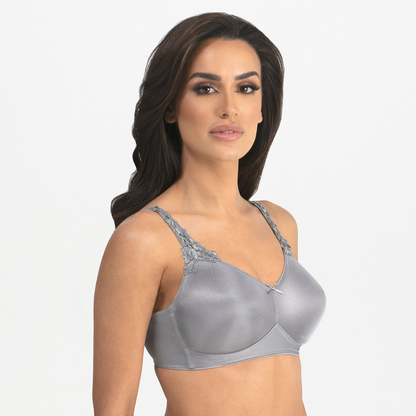 Dominique Jilian Gray Everyday Wireless Minimizer Bra